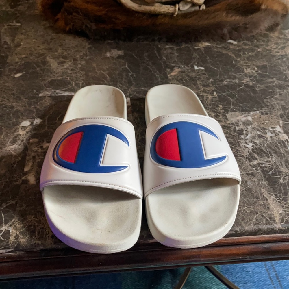 Champion slides